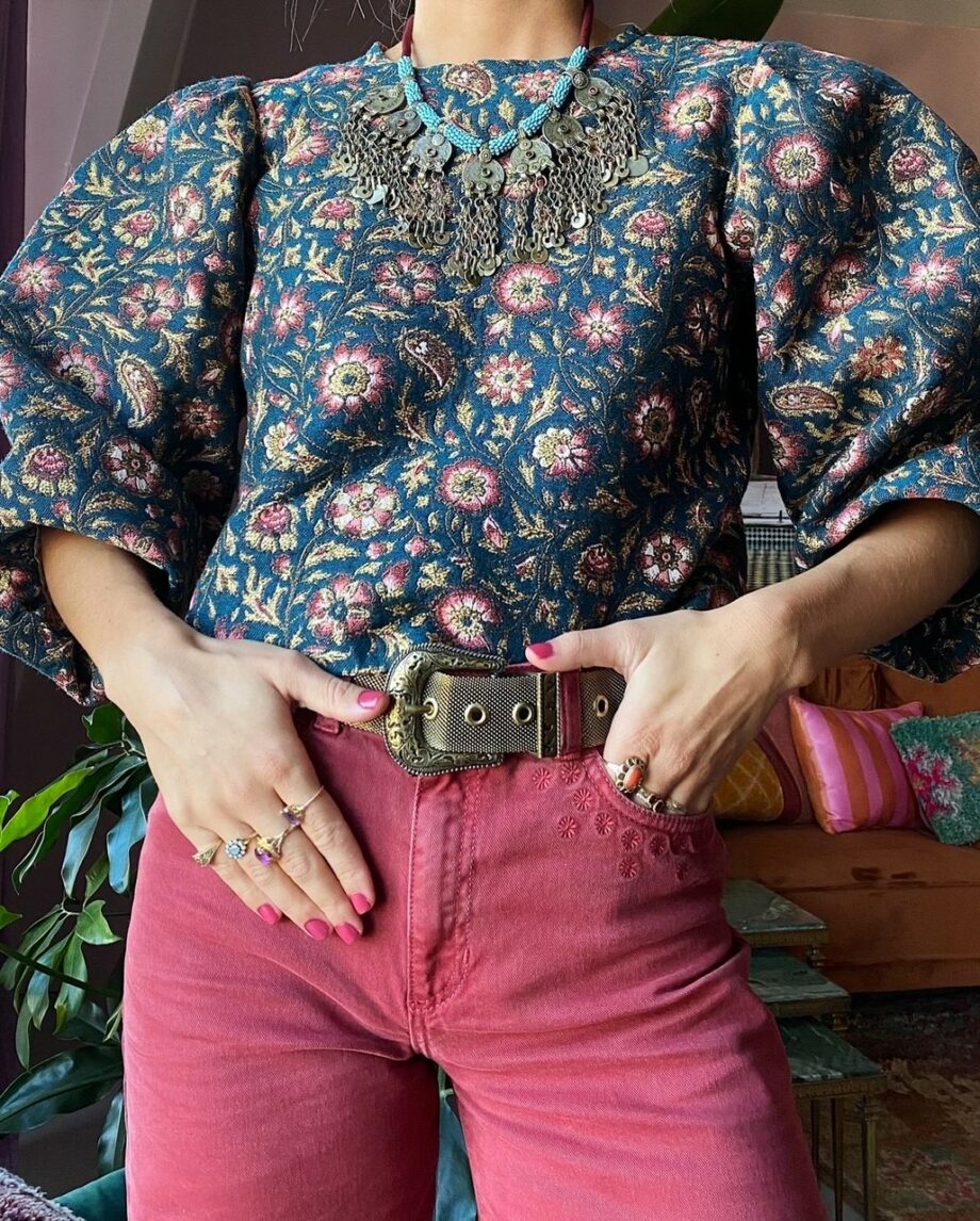 Jacquard flower puff sleeve top 1